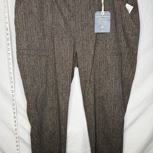 Democracy Women's Textured Brown Trousers